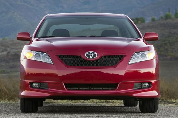 camry_1.jpg