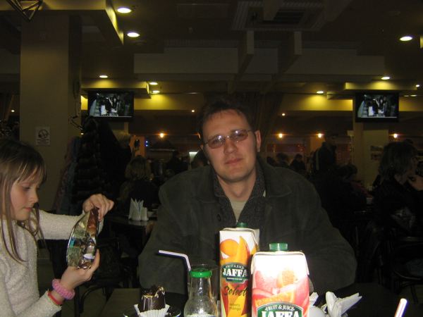 09.jpg