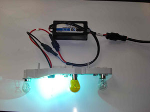 lampa-v-plate-s-blokom-gori.jpg