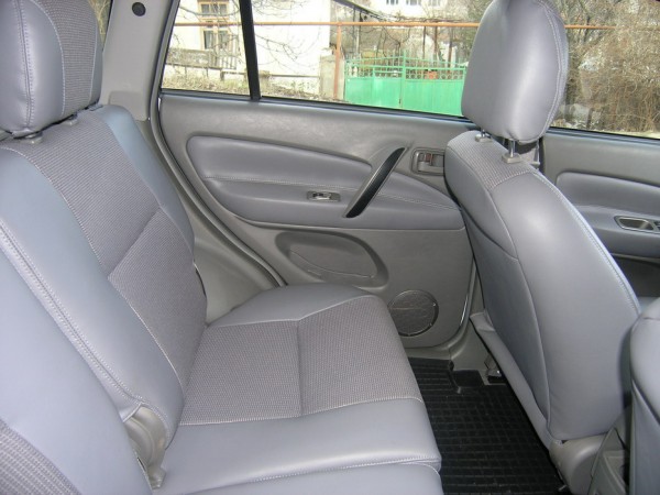 PC306565_resize.JPG