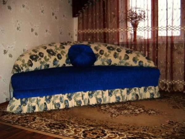 S3700229.JPG