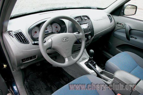 chery_tiggo-7.jpg