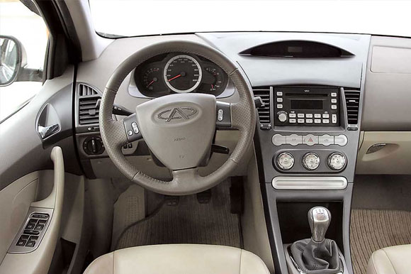 chery_m11_3.jpg