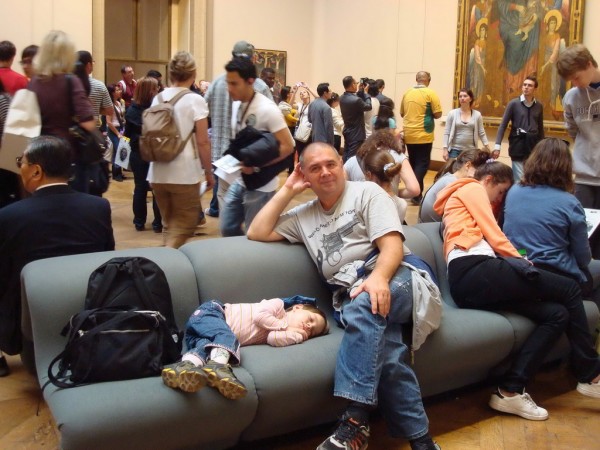main paris 2.jpg
