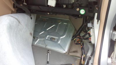 Место установки ECU.jpg
